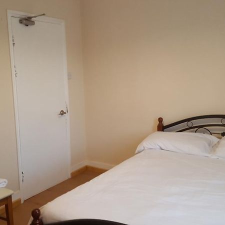 Cedars House Hotel Croydon Dış mekan fotoğraf